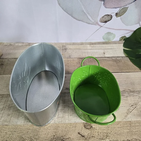 Metal Planters Set - Picture 7 of 13